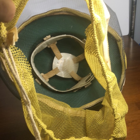 Vintage Beekeeping Hat and Veil - Picture 4 of 9